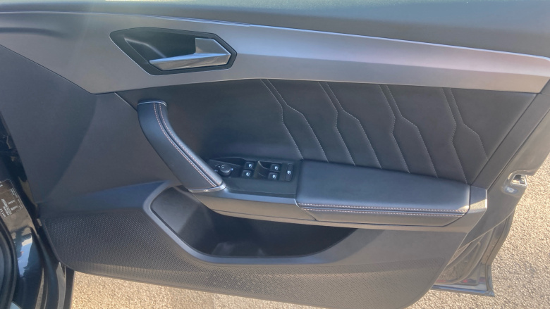 CUPRA Leon 1.5 TSI V1 5dr Petrol Hatchback
